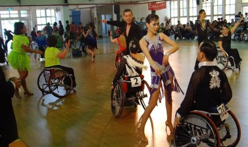 轮椅舞国手选拔 80组菁英北港竞技