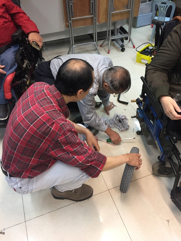 复康资源 - 维修电动轮椅