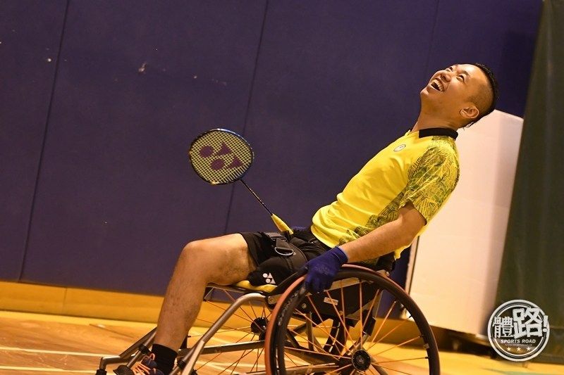 在轮椅上重新认识羽毛球