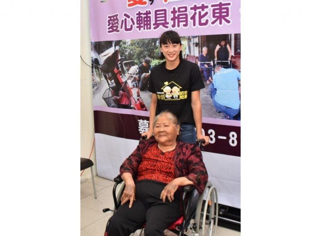 「跨栏女王」谢喜恩（后）受邀担任捐赠大使