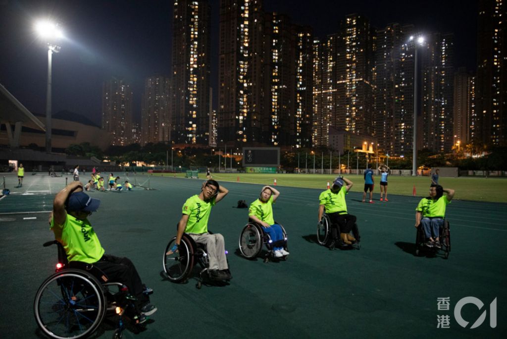 傷青隊每周都在將軍澳運動場練習