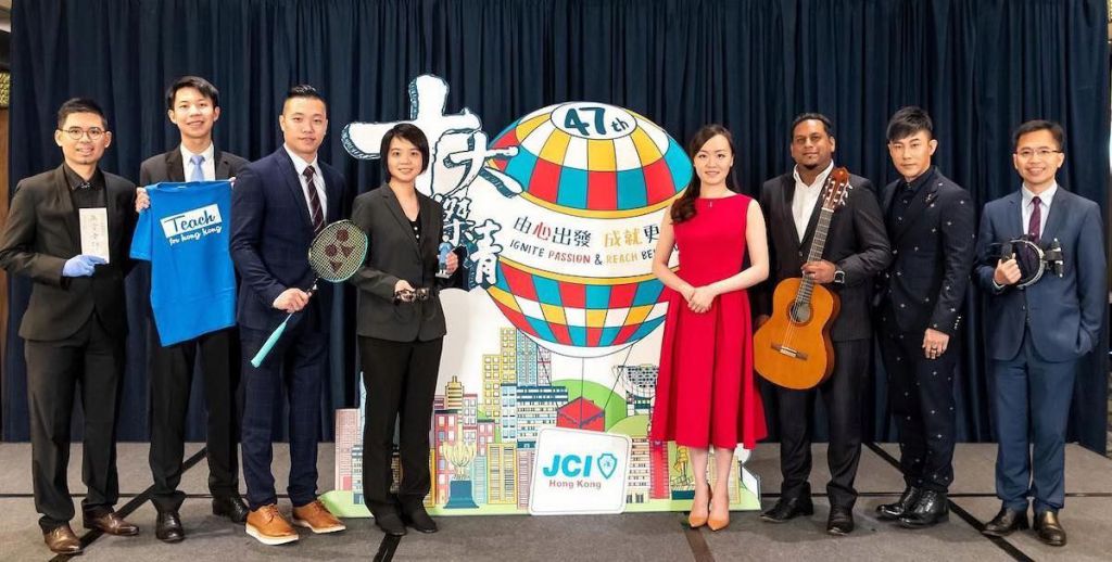 輪椅羽毛球第一人陳浩源當選十大傑青 「有限身驅做到無限可能性」