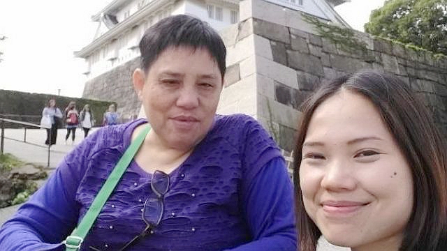 因为出游，长时间与妈妈独处。