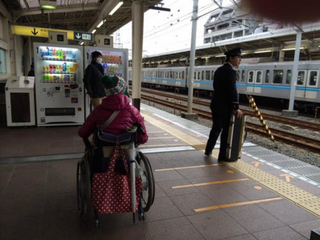 輪椅上的自考路 