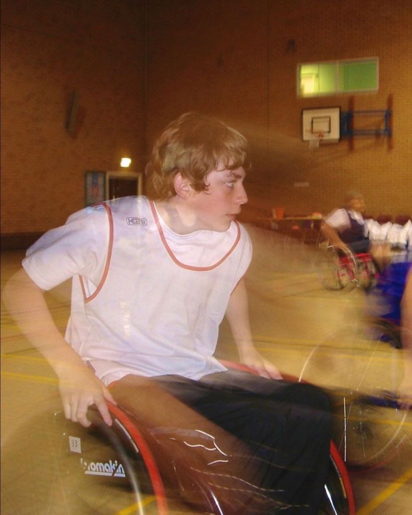 Bates自13歲接觸輪椅籃球後，一直是他的生活重心，殘奧是他的畢生夢想。