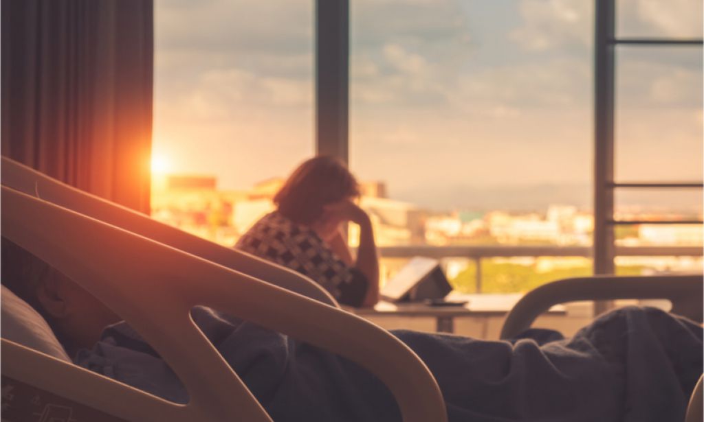 他中风后只能依赖轮椅，他却靠双腿到处旅行　医：动力是复原真正关键