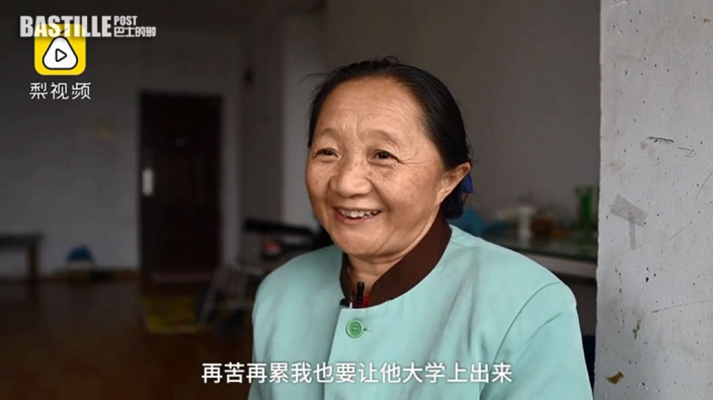 推轮椅接送次子 慈母无言照顾3残障儿：全家健康就高兴