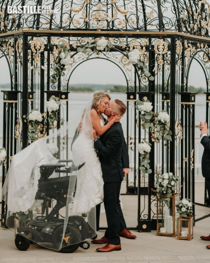 脊柱损伤女终生坐轮椅 永不言败遇真爱更如愿怀孕