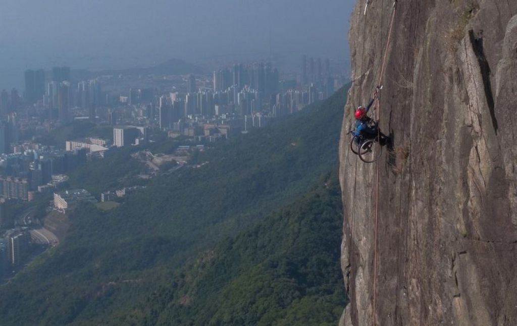黎志偉為脊髓傷患者籌款 挑戰世上首人坐輪椅攀高廈