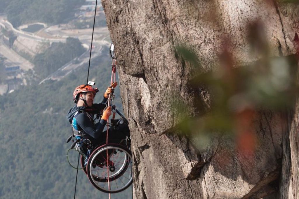 黎志偉為脊髓傷患者籌款 挑戰世上首人坐輪椅攀高廈