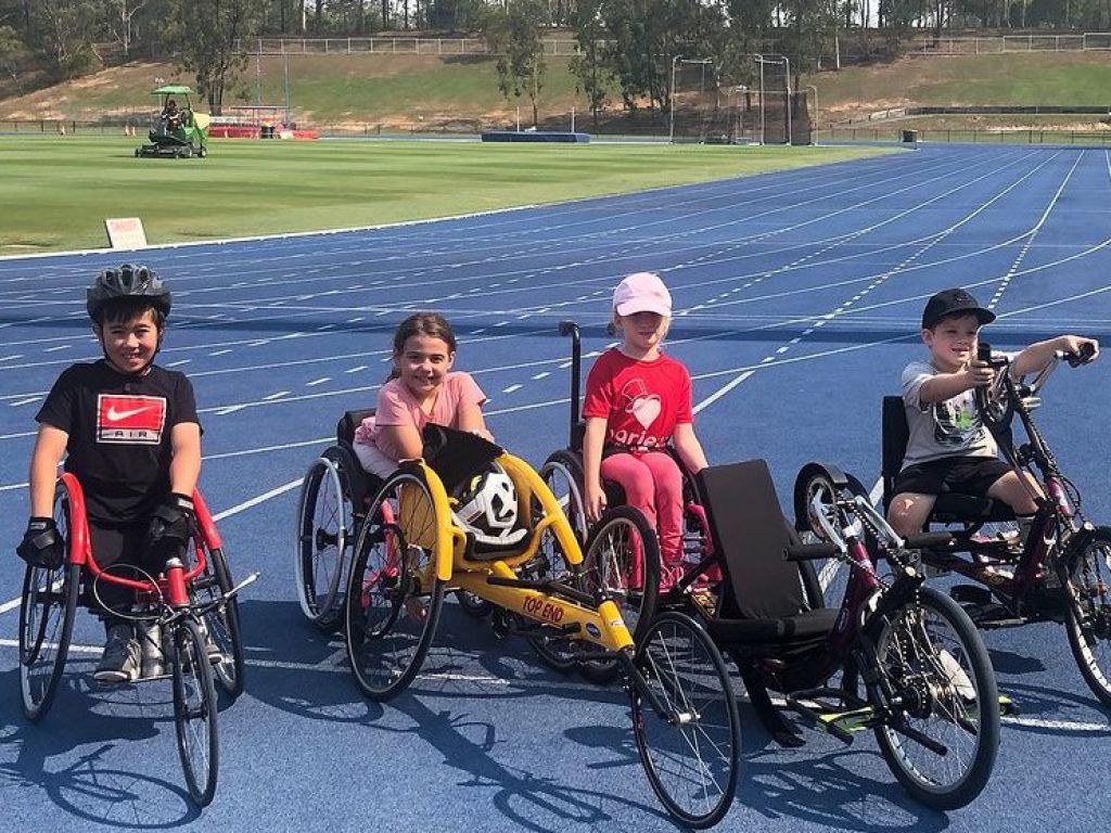 【正能量】天生殘疾曾被同學欺凌患抑鬱　10歲女童受父母鼓勵成功走出陰霾