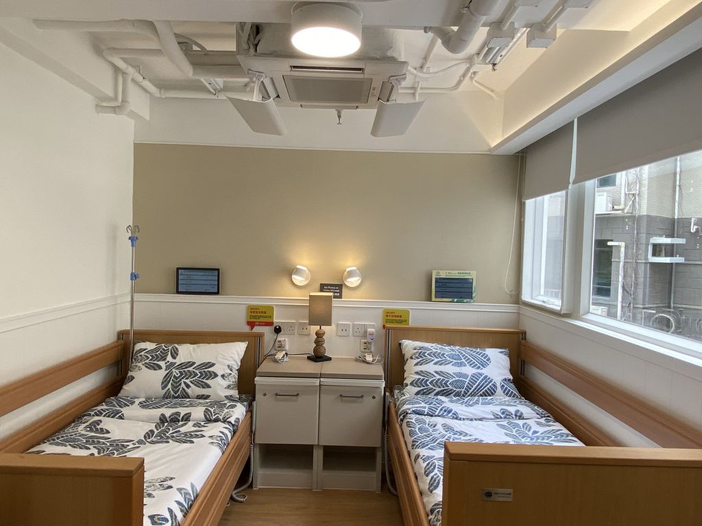 院舍設備告別「醫療感」，設計貼近長者的家居環境。