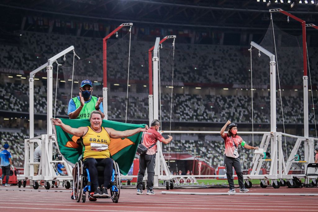 (comite Paralimpico Brasileiro)
（巴西残奥会委员会）