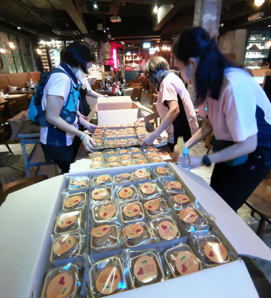 银杏馆预备的「爱心月饼」(图片:facebook「银杏馆」)